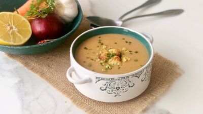 Fırınlanmış karnabahar çorbası