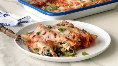 Ispanaklı lorlu cannelloni