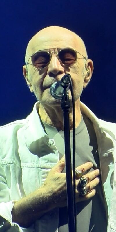 Kova burcu ünlüler