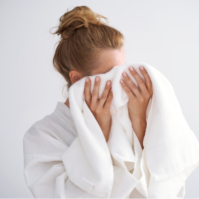 Yüzünüzü kurutmak için havlu kullanmayın