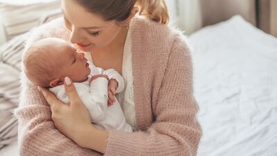 Yeni anne olarak yeterli hissetmenizi sağlayacak 7 tüyo