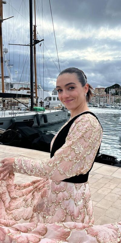Merve Dizdar şövalye ilan edildi
