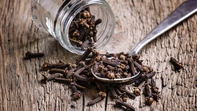 Ağrı kesici: Karanfil