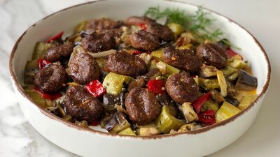 Fırın poşetinde pratik sebzeli köfte