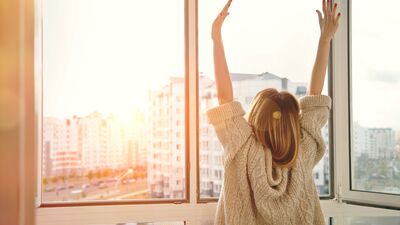 Her gün aynı saatte uyanırsanız vücudunuzda neler olur?