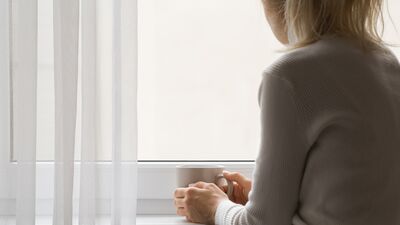 Bir travma tepkisi: Dalkavukluk