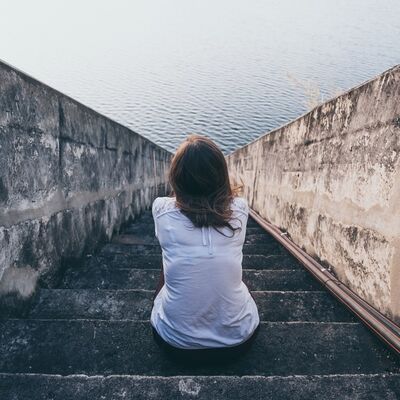 Neden paramı eşime veriyorum ki?