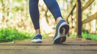 Günde 10 bin adım atmak şart mı?