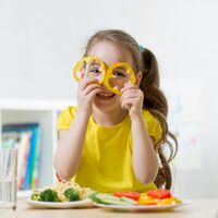 Meyve-sebze yiyen çocuklar derslerde daha başarılı!