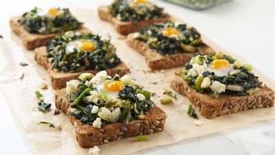 Ege otlu ekmek üstü lezzeti