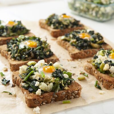 Ege otlu ekmek üstü lezzeti