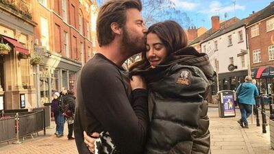Kıvanç Tatlıtuğ ve Başak Dizer'den bebek müjdesi