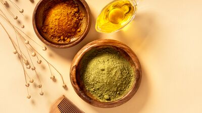 Saçınıza kına yakmak iyi bir fikir mi?