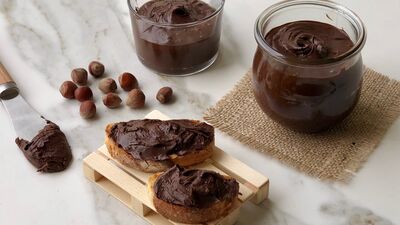 Ev yapımı çikolatalı fındık kreması