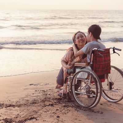 Engelli çocuğu olanlara incelikle yardım etme...