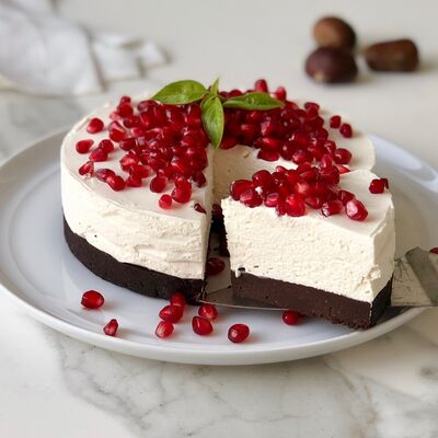 Çikolatalı kestaneli narlı pişmeyen cheesecake