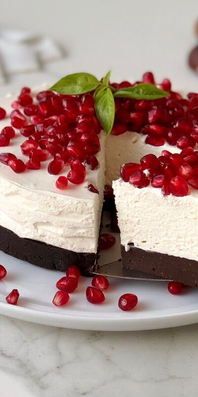 Çikolatalı kestaneli narlı pişmeyen cheesecake