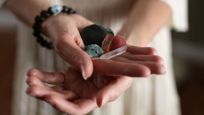Kristallerle meditasyon nasıl yapılır?