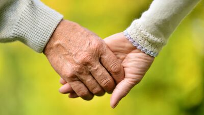 İkisini de mutsuz görüyorum