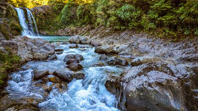 Anı yaşamak neden bu kadar zor?