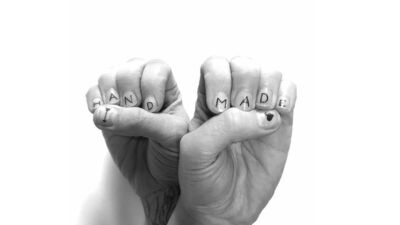 Tırnaklar artık dövmeli!