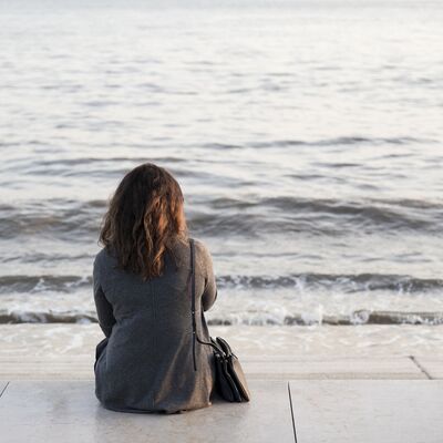 Abimin eşiyle görüşmek istemiyorum!