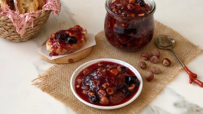 Fırında kavrulmuş fındıklı sonbahar reçeli