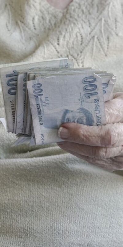 Kayınvalidem para istiyor!