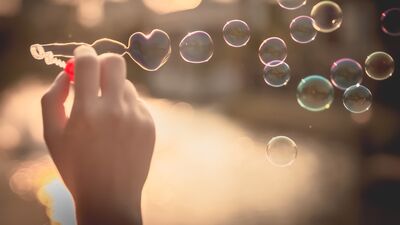 Aşk her engeli aşıyor