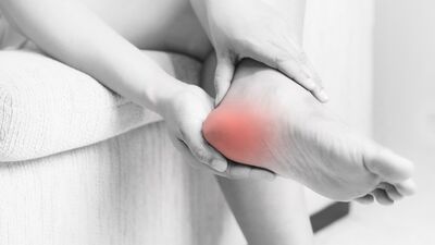 Topuk dikeni neden olur? Tedavi yöntemleri neler?