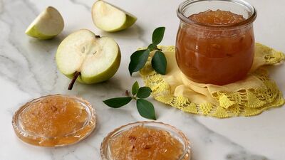 Zencefilli fıstıklı armut marmeladı