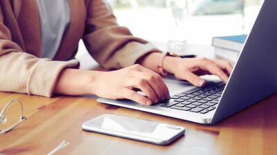 Üniversitelere uzaktan eğitim kararı