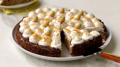 Ananaslı havuçlu kremalı kek