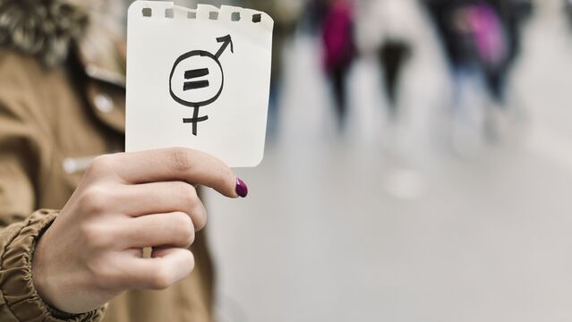 Kadınlar yalnızca 14 ülkede eşit