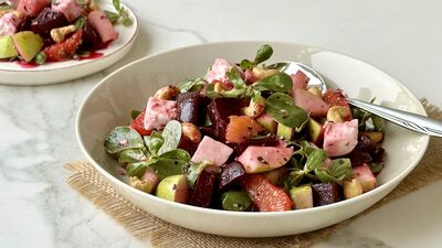 Fırınlanmış pancarlı semizotu salatası