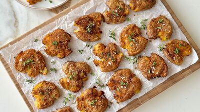 Fırında çıtır taze patates 