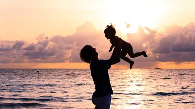 Oksitosin hormonu babalara da şefkat yüklüyor