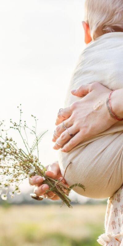 Ezgi Ece Aşkıngil: “Bebeği taşımak en güzel destek”
