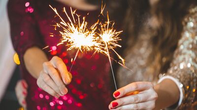 Hangi burç yılbaşında ne giyer?