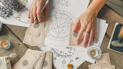 2024 yılı genel astrolojik etkileri