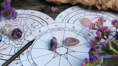 Doğum haritamızda Chiron: Yaran ve şifan nerede saklı?