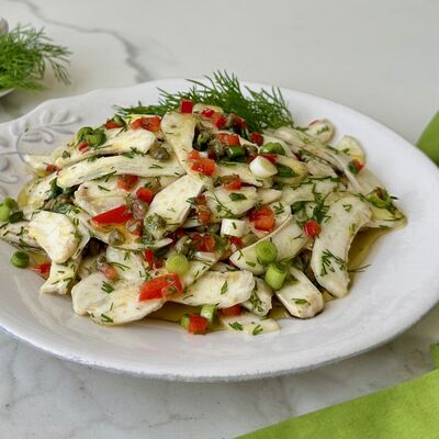 Çiğ enginar salatası