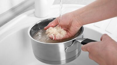 Pirinç pişirilmeden önce yıkanmalı mı?