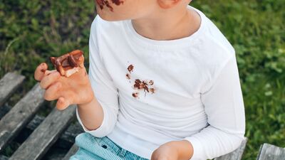 Çikolata lekesi nasıl çıkarılır?