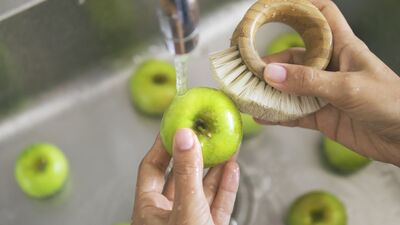 Meyveleri ve sebzeleri doğru yıkamanın yolları