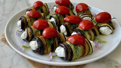 Peynirli patlıcan ruloları