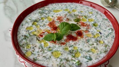Karabuğdaylı soğuk ayran çorbası 