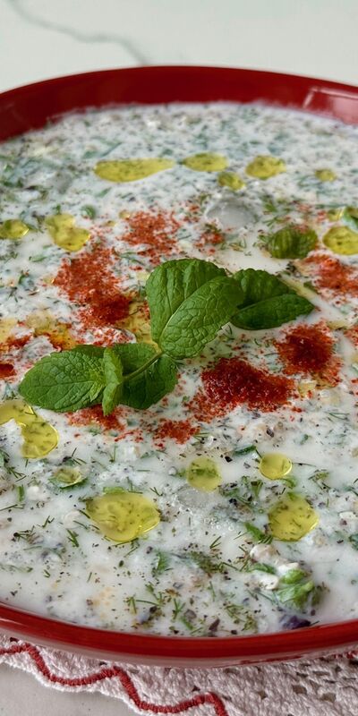 Karabuğdaylı soğuk ayran çorbası