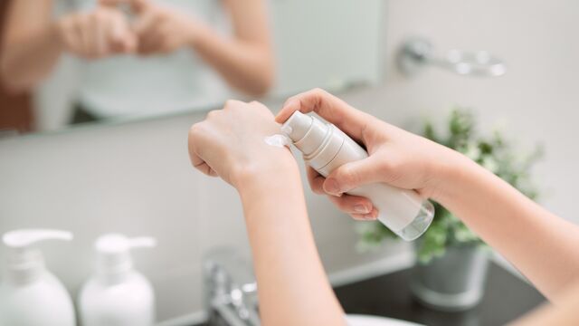 Cilt bakım ürünlerini doğru miktarda kullanma rehberi