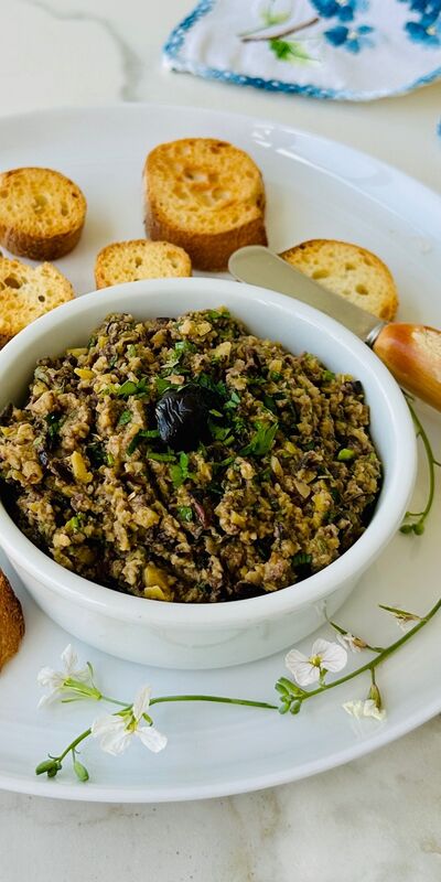 Tapenade, provence usulü zeytin ezmesi